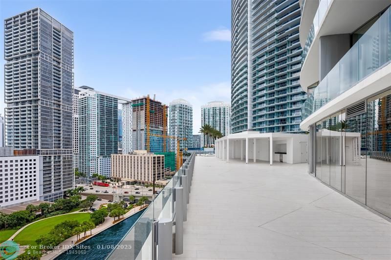 Image 49 of 51 For 300 Biscayne Blvd Way  1507w