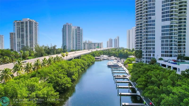 Image 71 of 86 For 19101 Mystic Pointe Dr  3107 Ph #