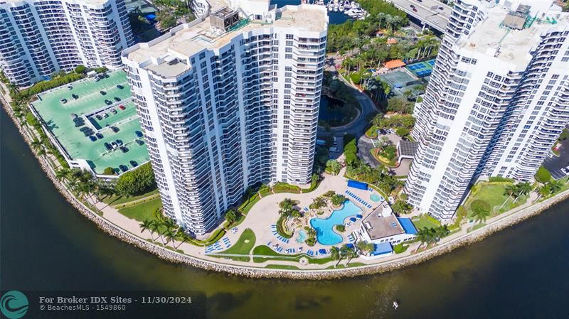 Image 79 of 86 For 19101 Mystic Pointe Dr  3107 Ph #