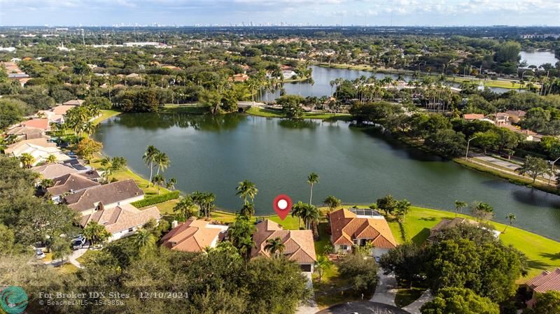 Details for 10700 London St, Hollywood, FL 33026