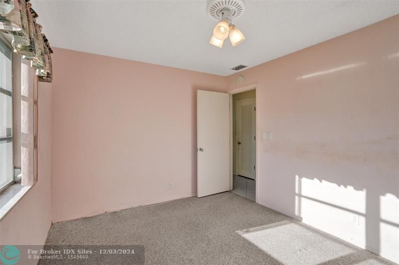 Image 18 of 76 For 6713 58th Ct