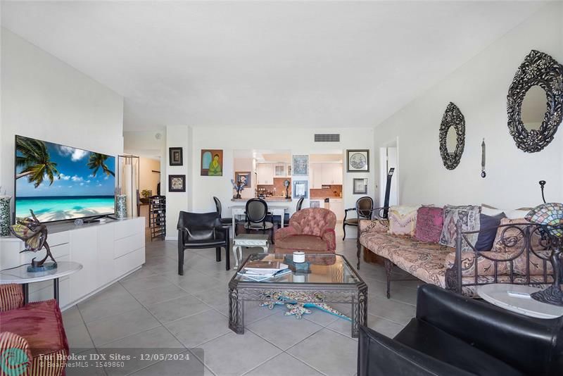 Image 14 of 36 For 11111 Biscayne Blvd  6a (622)