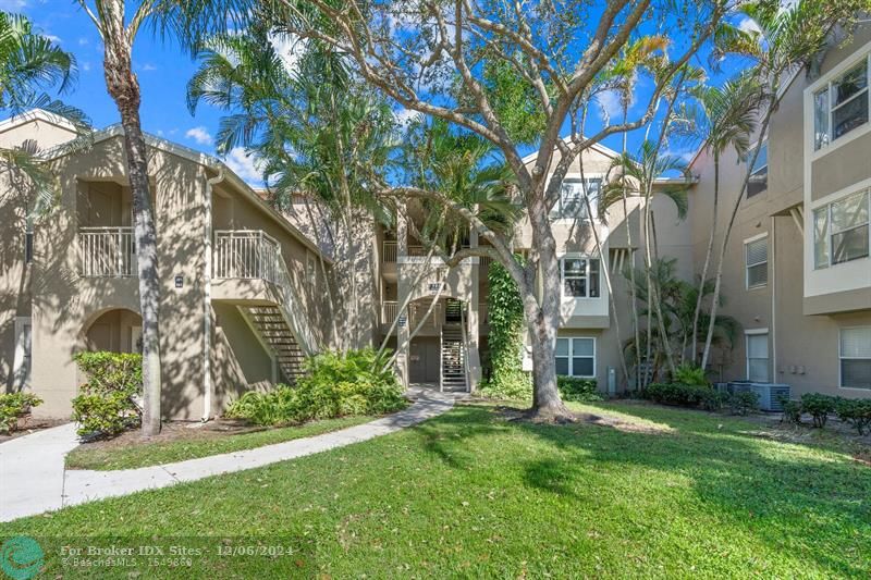 Image 4 of 44 For 1885 Palm Cove Blvd  10-304