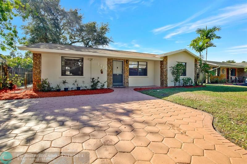 Details for 6444 Pershing St, Hollywood, FL 33024