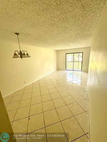 Image 4 of 5 For 6796 Palmetto Cir  202