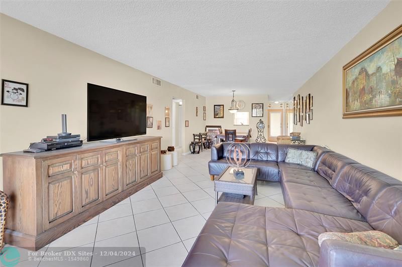 Image 16 of 23 For 2405 Antigua Cir  C3