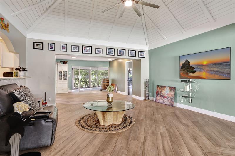 Image 12 of 62 For 5714 Bamboo Cir