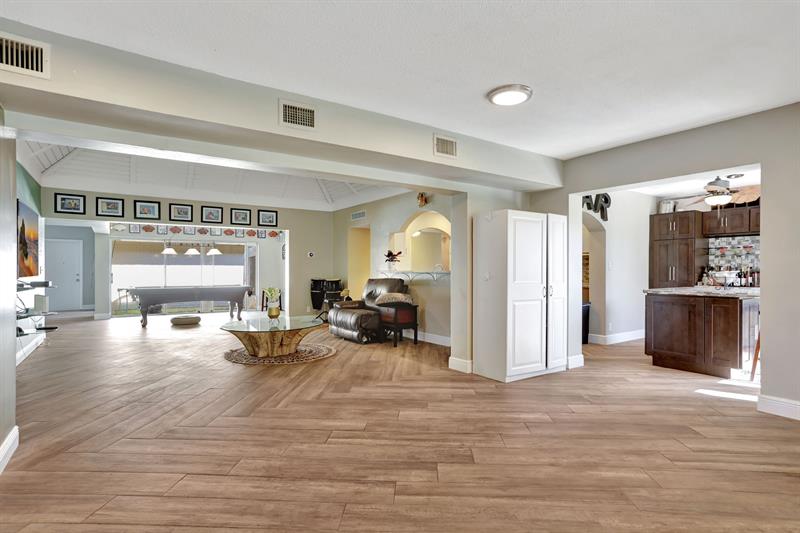 Image 15 of 62 For 5714 Bamboo Cir