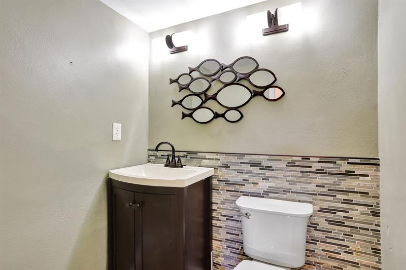 Image 16 of 62 For 5714 Bamboo Cir