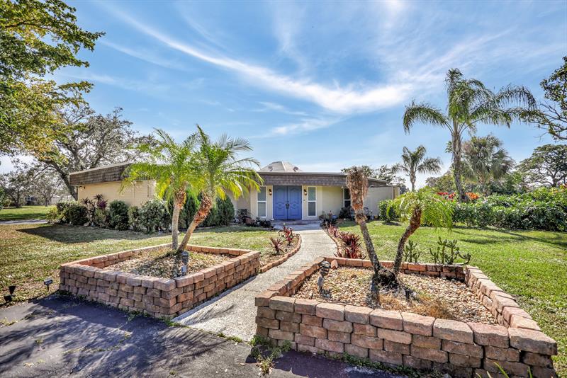 Image 2 of 62 For 5714 Bamboo Cir