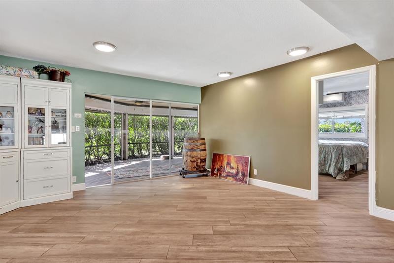 Image 24 of 62 For 5714 Bamboo Cir