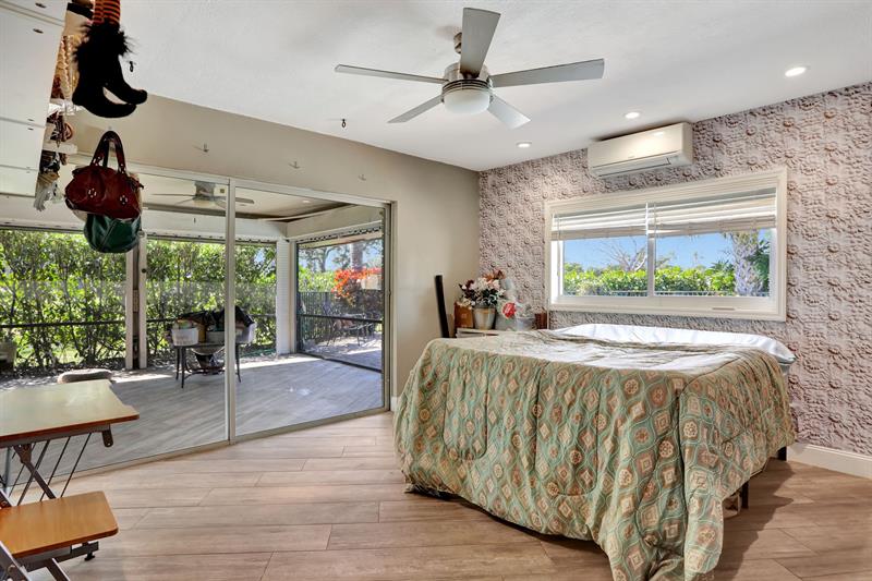 Image 26 of 62 For 5714 Bamboo Cir