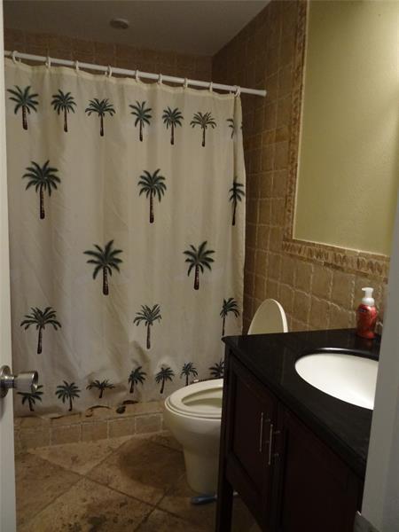 Image 29 of 62 For 5714 Bamboo Cir