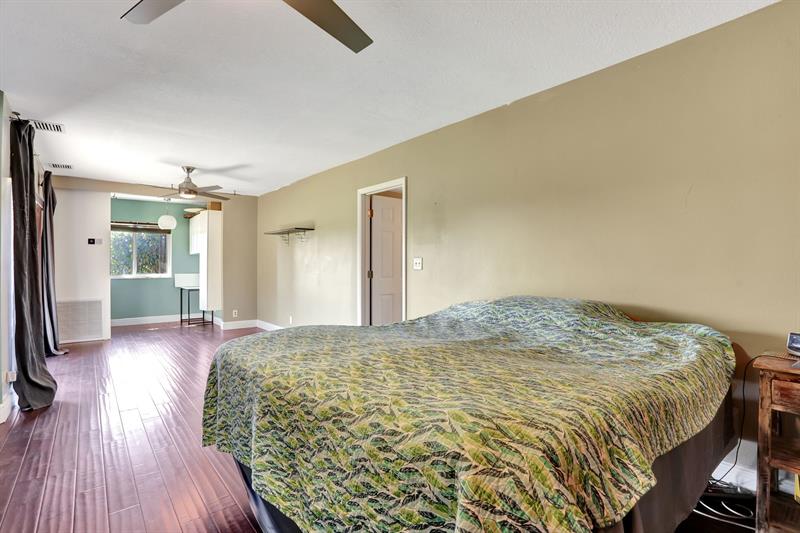 Image 33 of 62 For 5714 Bamboo Cir