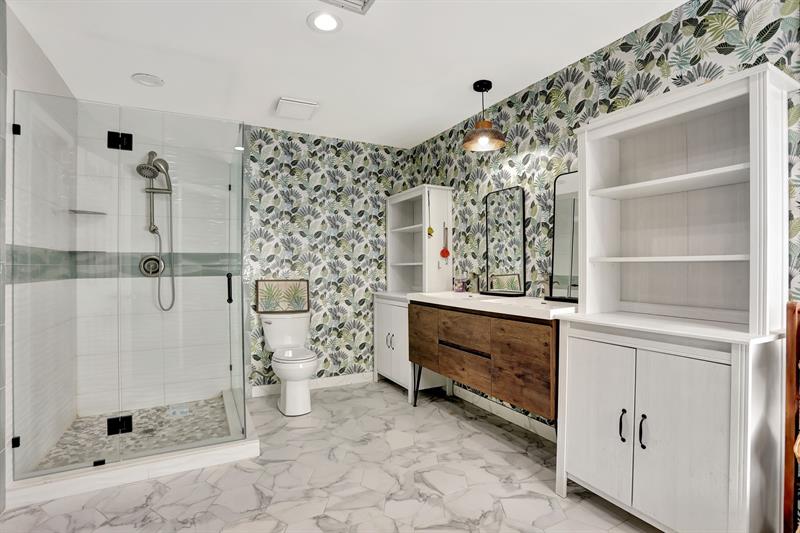 Image 37 of 62 For 5714 Bamboo Cir