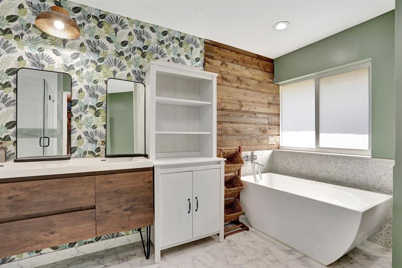 Image 38 of 62 For 5714 Bamboo Cir