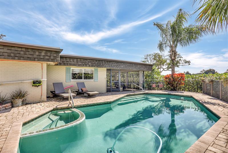 Image 51 of 62 For 5714 Bamboo Cir