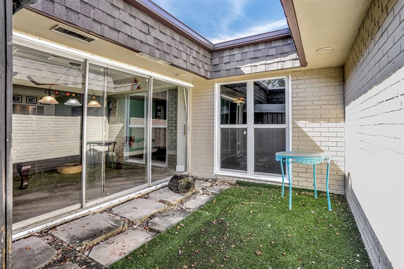 Image 52 of 62 For 5714 Bamboo Cir