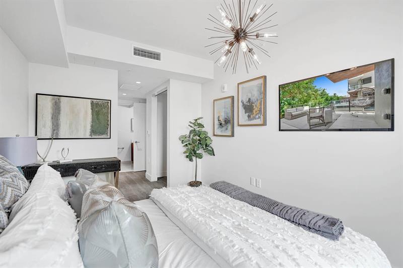 Image 49 of 68 For 3040 Ocean Blvd  N106