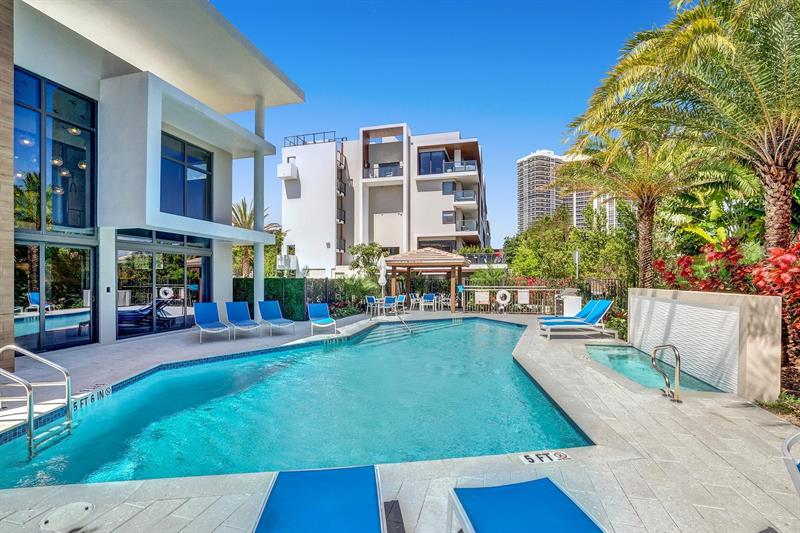 Image 54 of 68 For 3040 Ocean Blvd  N106