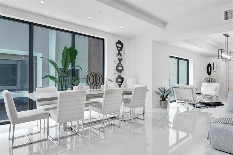 Image 8 of 68 For 3040 Ocean Blvd  N106