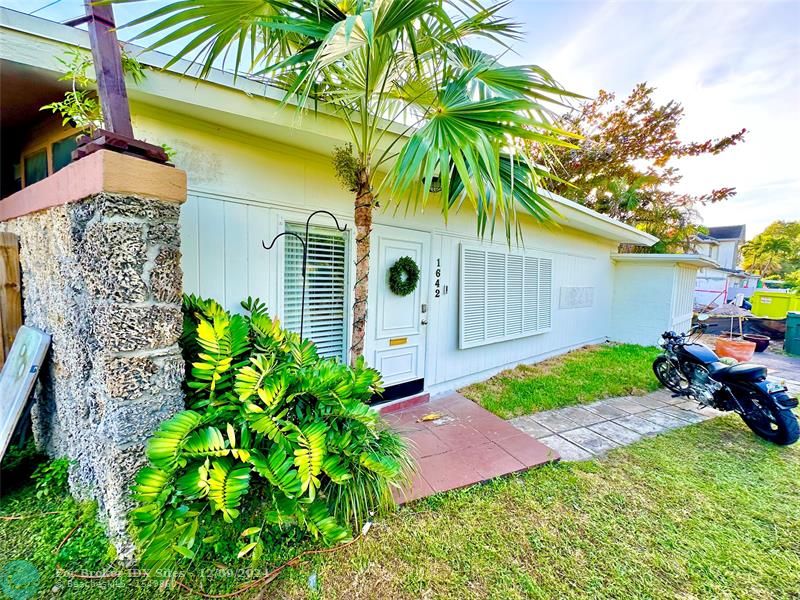 Details for 1642 8th St  , Fort Lauderdale, FL 33304