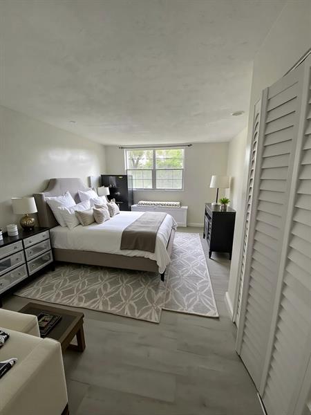 Image 3 of 6 For 1681 70th Ave  304