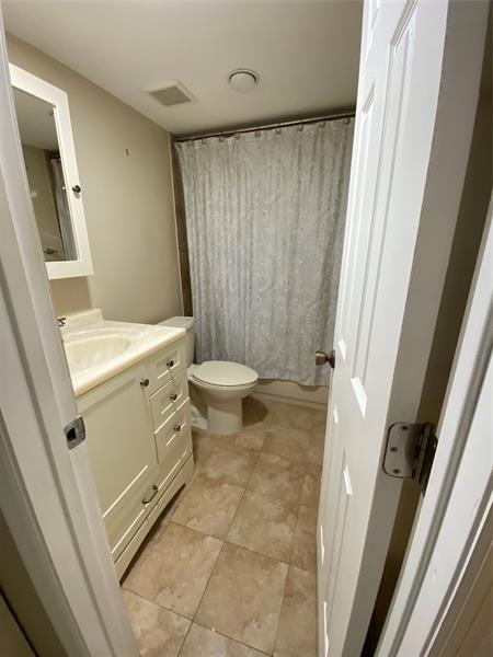 Image 4 of 6 For 1681 70th Ave  304