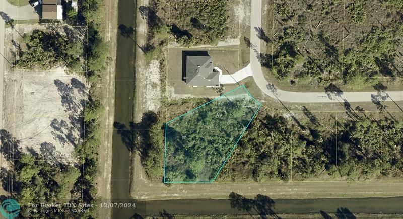 Listing Details for 1030 Fayette Ave, Lehigh Acres, FL 33974