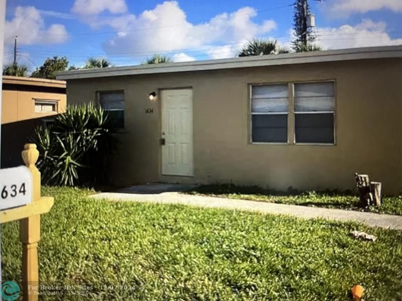 Details for 1634 15th St, Riviera Beach, FL 33404