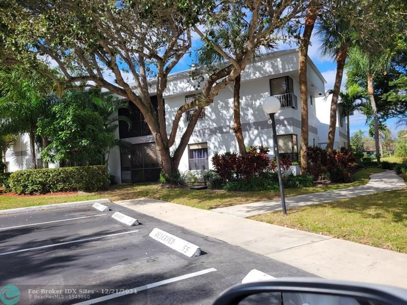 Image 5 of 14 For 4425 Carambola Cir  2620