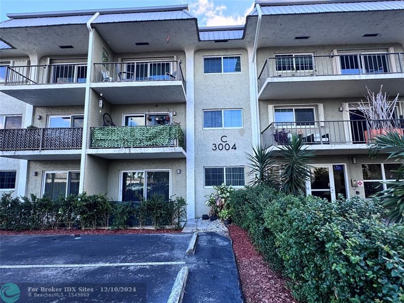 Details for 3004 5th Ter  302-c, Wilton Manors, FL 33334