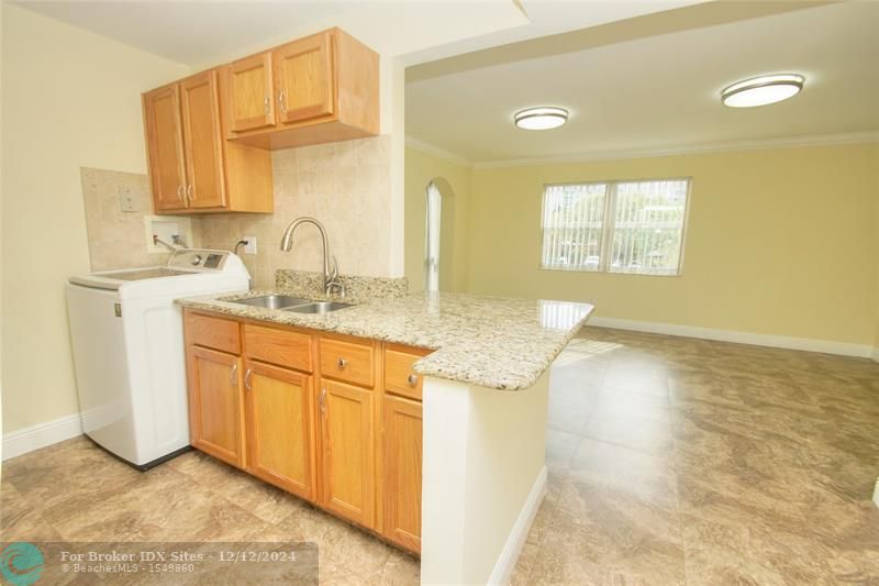 Image 7 of 21 For 10762 La Placida Dr  205