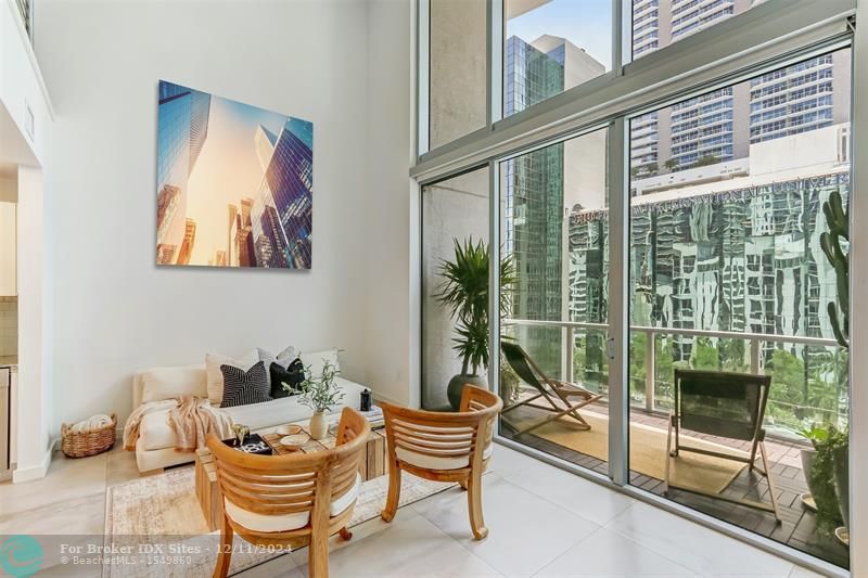 Image 5 of 20 For 1060 Brickell Ave  807