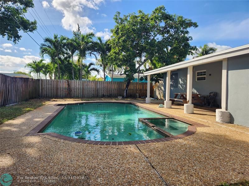 Listing Details for 5820 2nd Ter, Fort Lauderdale, FL 33334