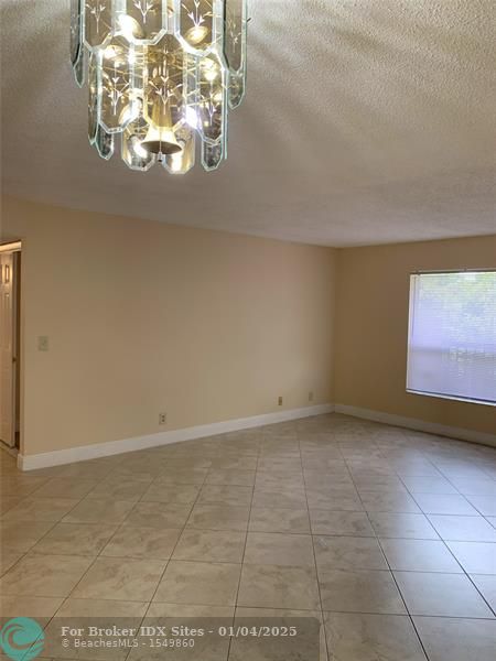 Image 7 of 42 For 2700 Carambola Cir  2700