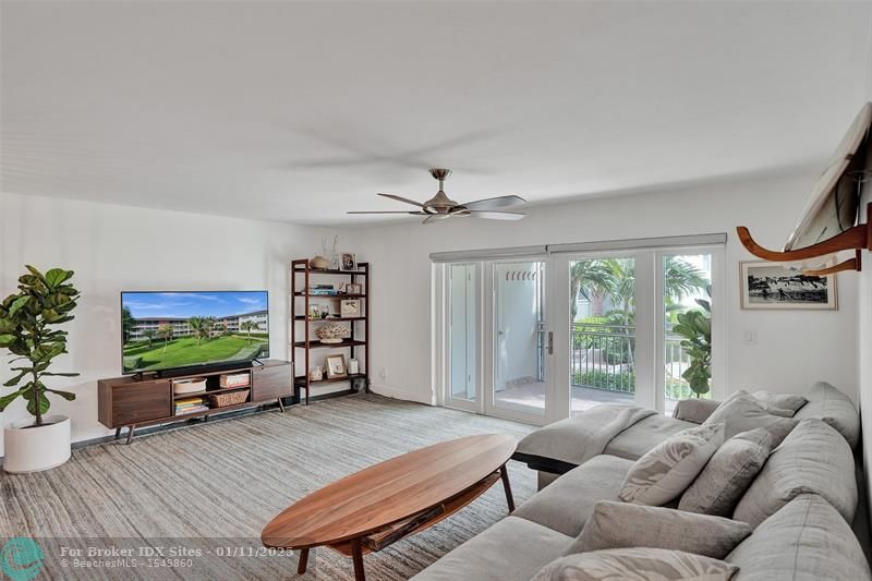 Image 9 of 50 For 2501 Ocean Boulevard  1030