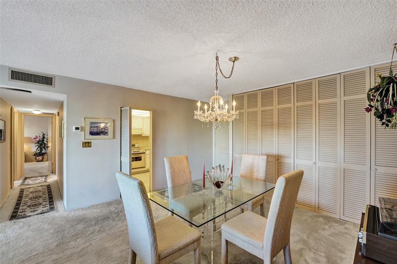 Image 13 of 94 For 405 Ocean Blvd  623