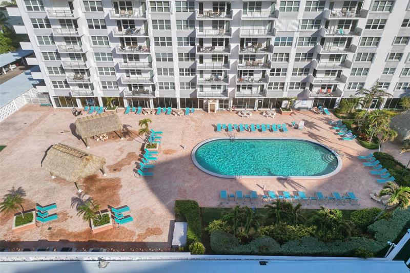 Image 43 of 94 For 405 Ocean Blvd  623
