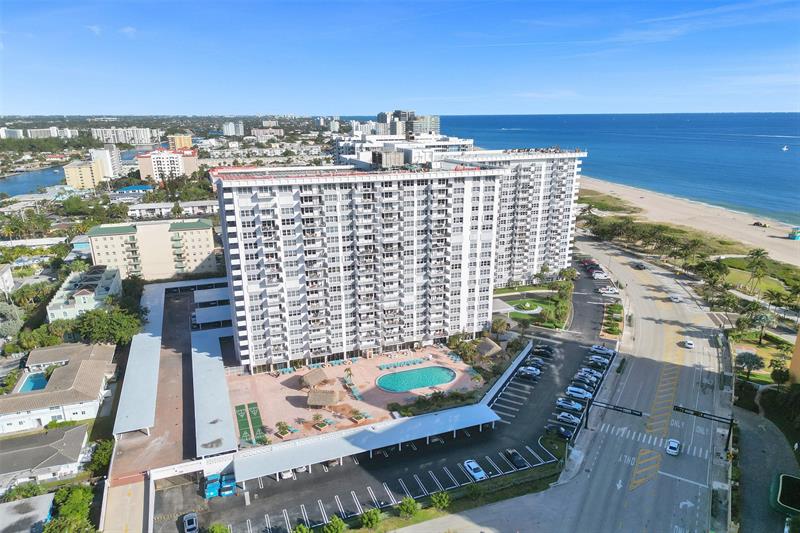 Image 45 of 94 For 405 Ocean Blvd  623