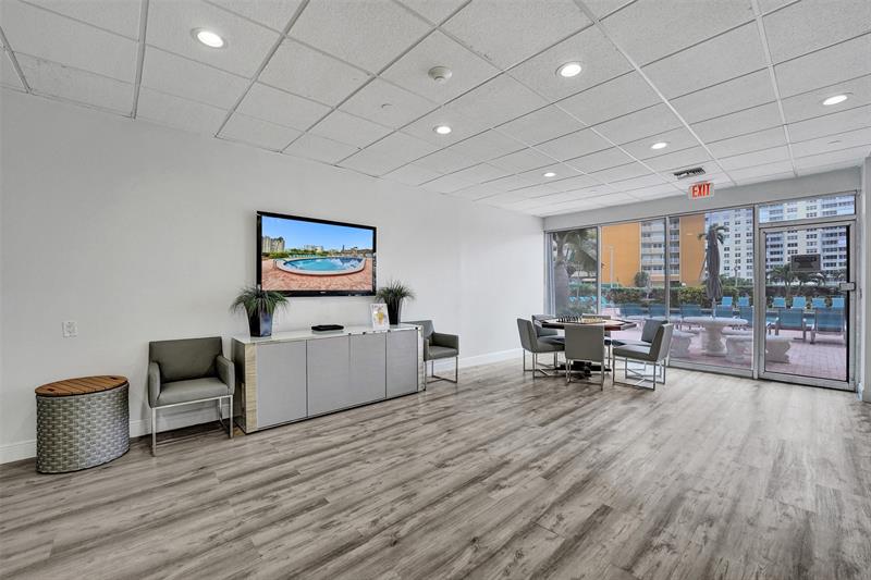 Image 67 of 94 For 405 Ocean Blvd  623