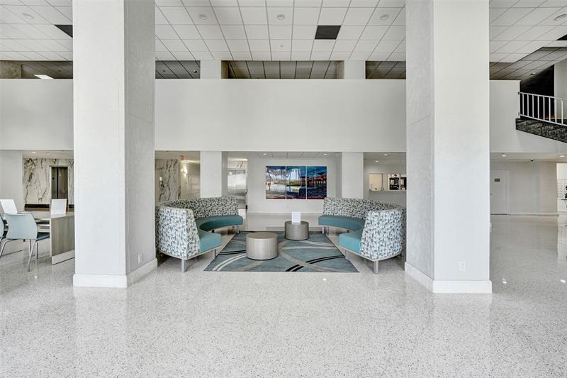Image 86 of 94 For 405 Ocean Blvd  623