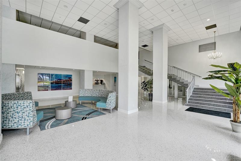 Image 87 of 94 For 405 Ocean Blvd  623