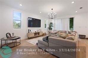 Image 10 of 28 For 915 Las Olas Blvd  All