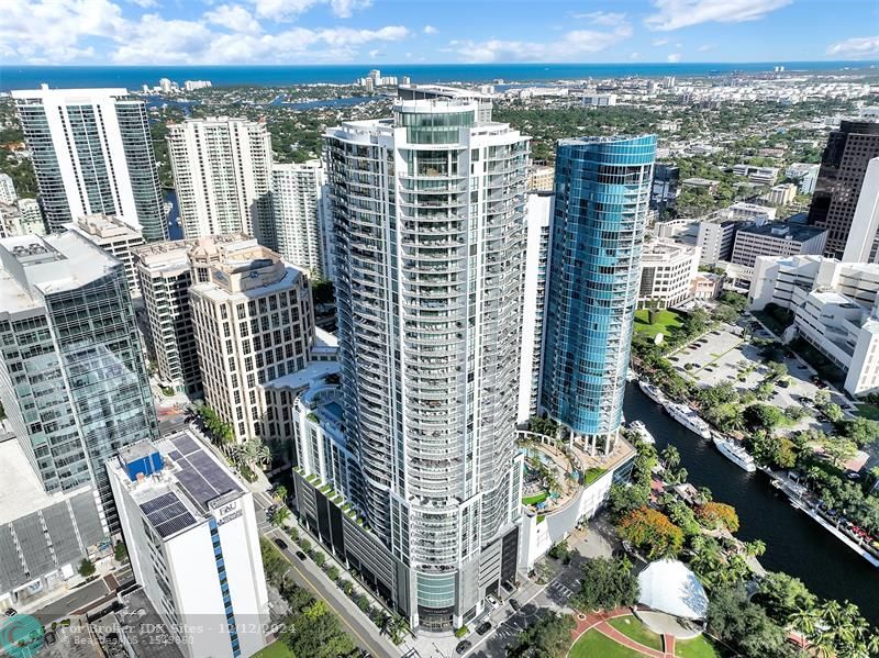 Image 11 of 56 For 100 Las Olas Blvd  2303