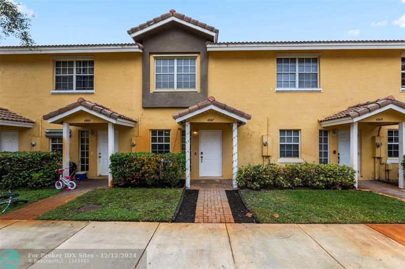 Details for 4367 69th Ter  4367, Fort Lauderdale, FL 33319