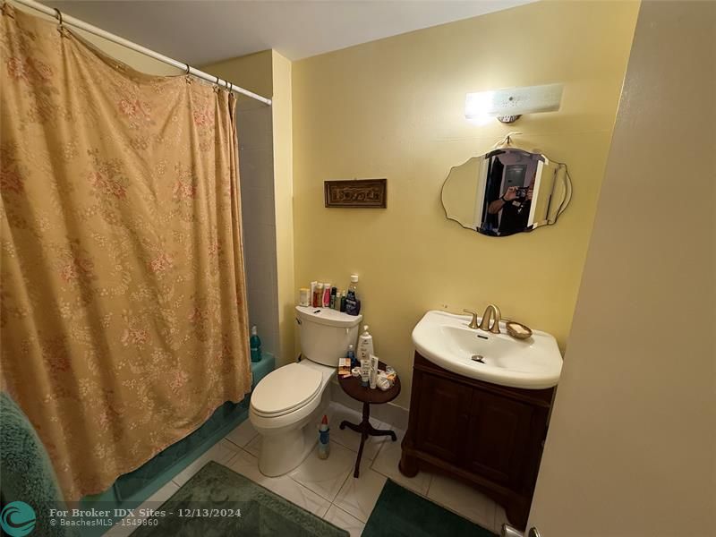 Image 16 of 18 For 5580 Tamberlane Cir  334