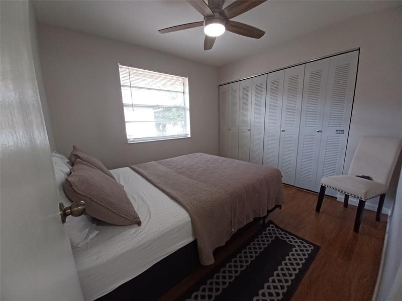 Image 11 of 14 For 10036 Twin Lakes Dr  37f