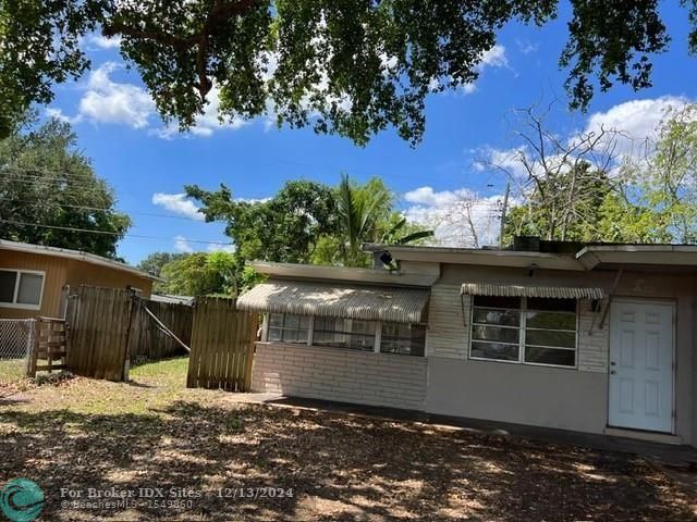 Details for 5730 Cleveland St, Hollywood, FL 33021