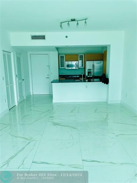 Details for 951 Brickell Ave  2003, Miami, FL 33131